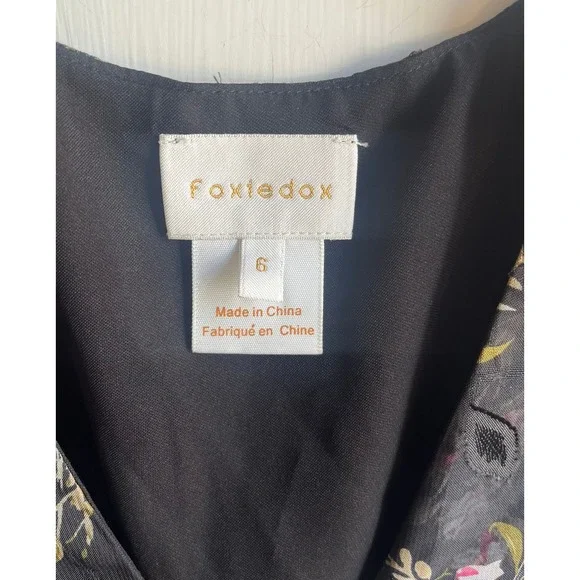 Anthro Foxiedox Black Floral Flutter Sleeve‎ Ruched V Neck Midi Dress Size 6 - Picture 4 of 7
